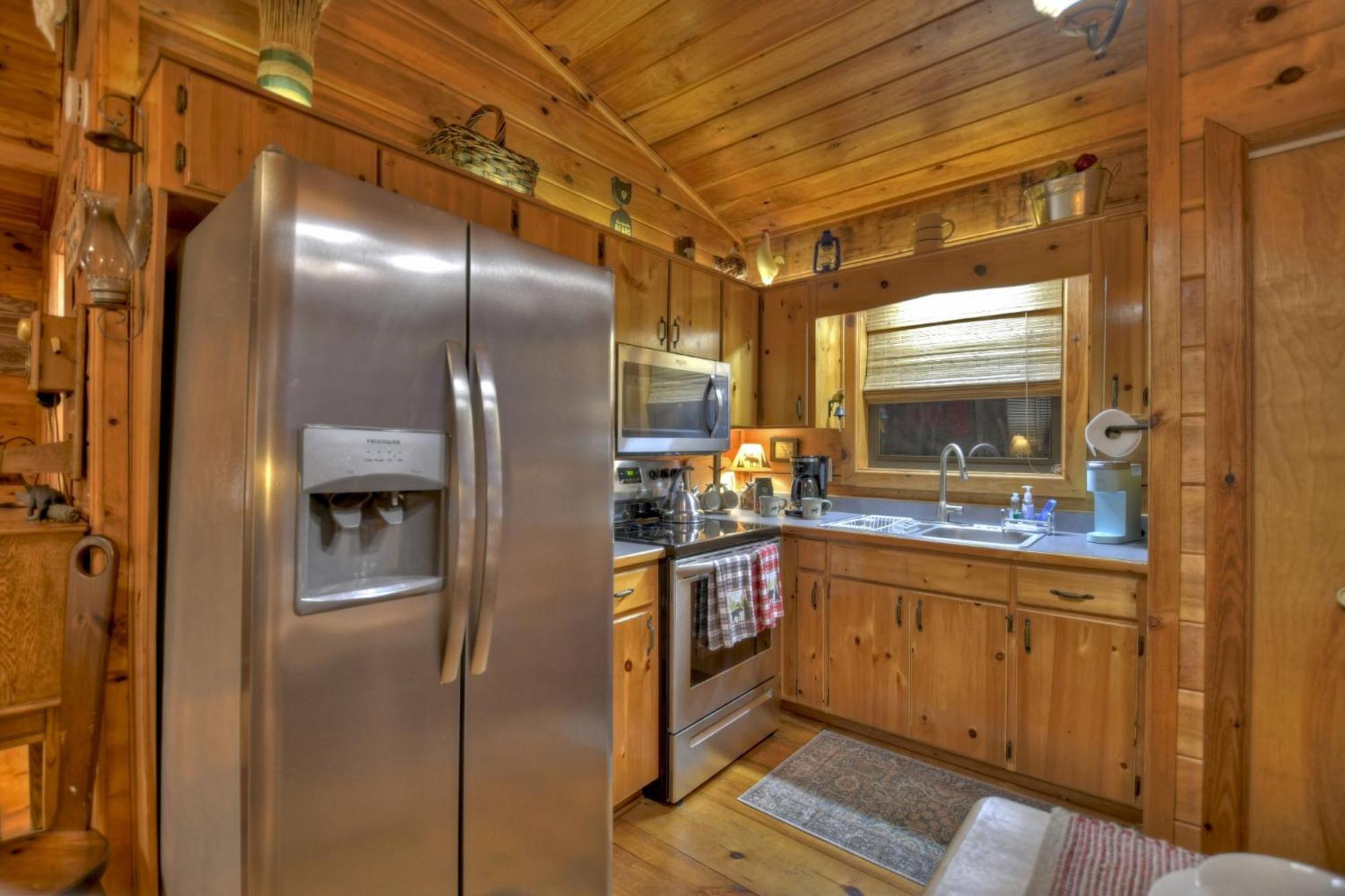 אלייז'ה Hygge Haus Rustic Charm Cozy Beds And A Serene Location מראה חיצוני תמונה
